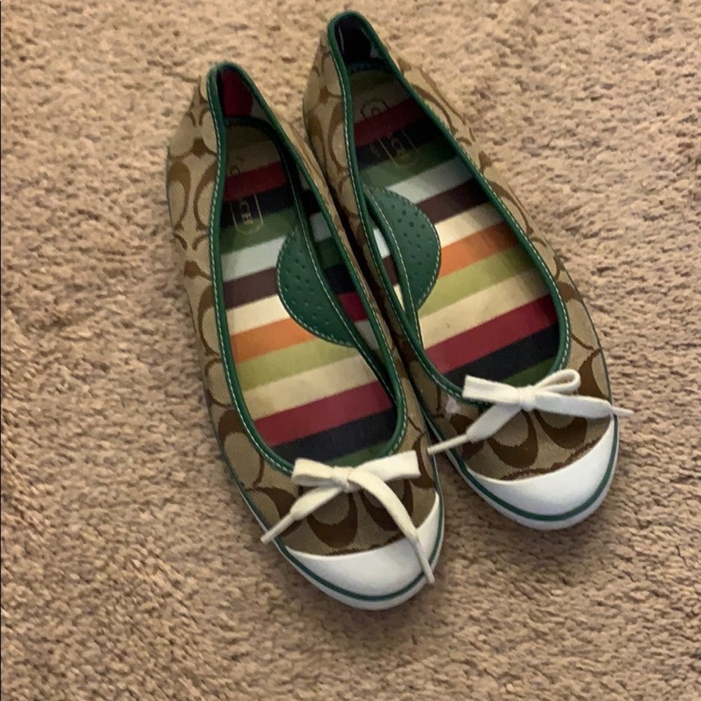 COACH Signature Flats. Size 7